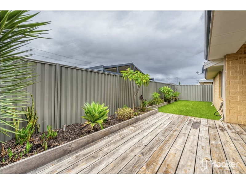 24 Cowes Street, Harrisdale WA 6112