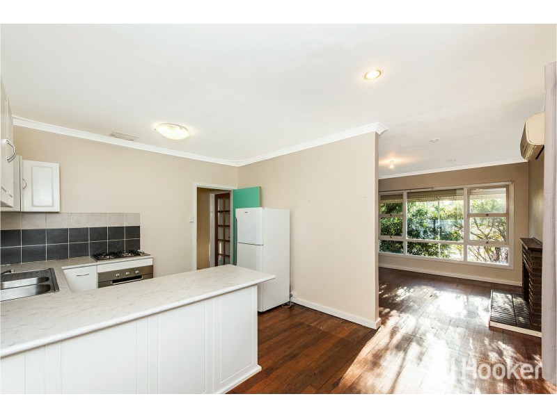 4 Yale Road, Thornlie WA 6108