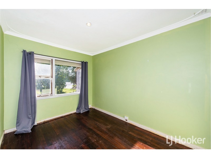 4 Yale Road, Thornlie WA 6108