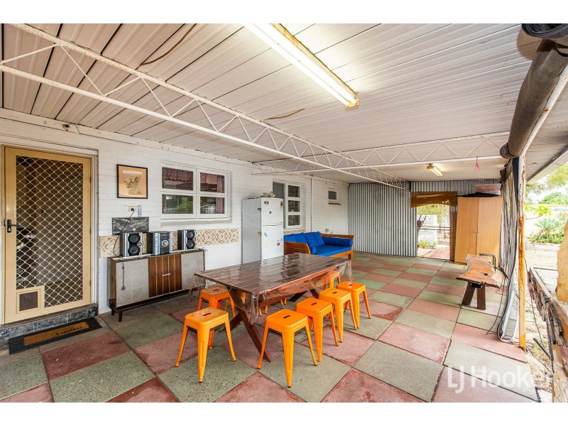 7 Brooklea Place, Ferndale WA 6148