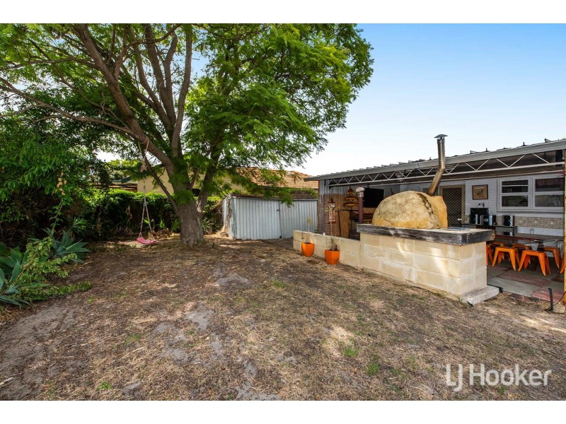 7 Brooklea Place, Ferndale WA 6148