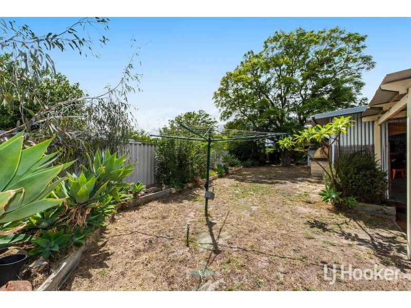 7 Brooklea Place, Ferndale WA 6148