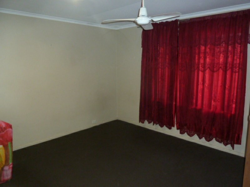 1 Dobell Street, Huntingdale WA 6110