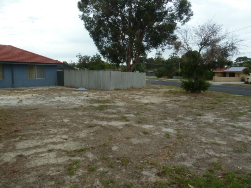 1 Dobell Street, Huntingdale WA 6110