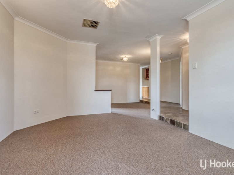 42 Explorer Drive, Thornlie WA 6108