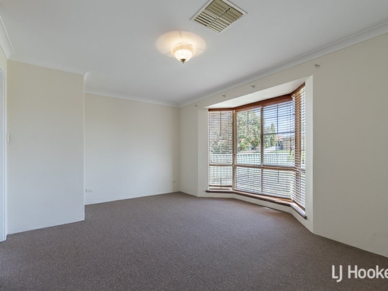 42 Explorer Drive, Thornlie WA 6108