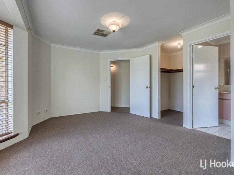 42 Explorer Drive, Thornlie WA 6108