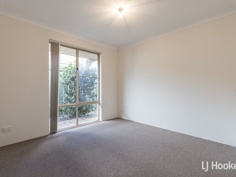 42 Explorer Drive, Thornlie WA 6108