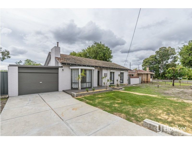 51 Spring Road, Thornlie WA 6108