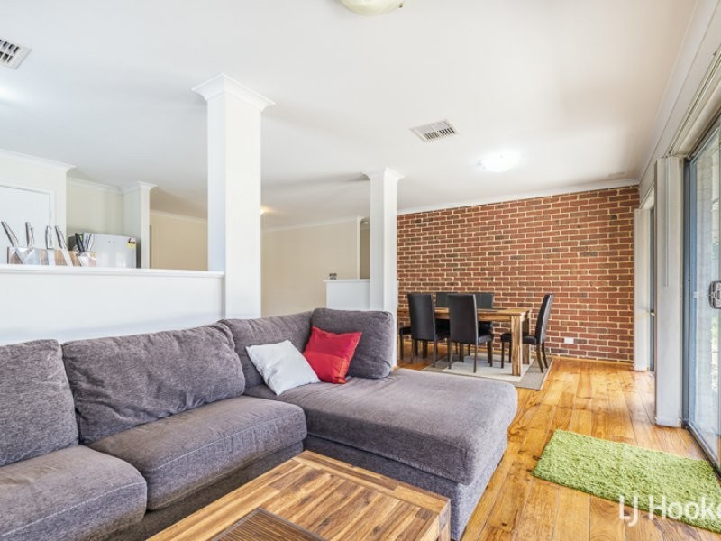 34 Reveley Close, Seville Grove WA 6112