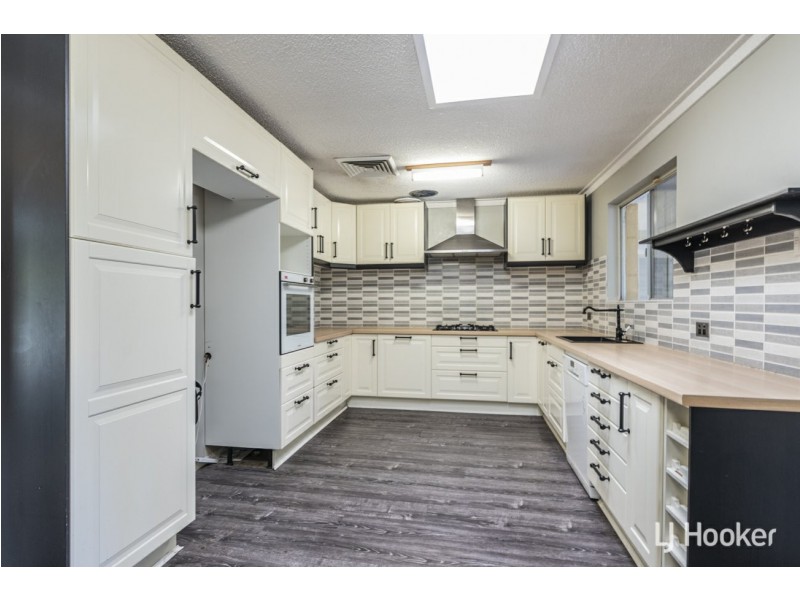 4 Mercer Place, Thornlie WA 6108