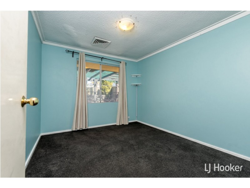 4 Mercer Place, Thornlie WA 6108