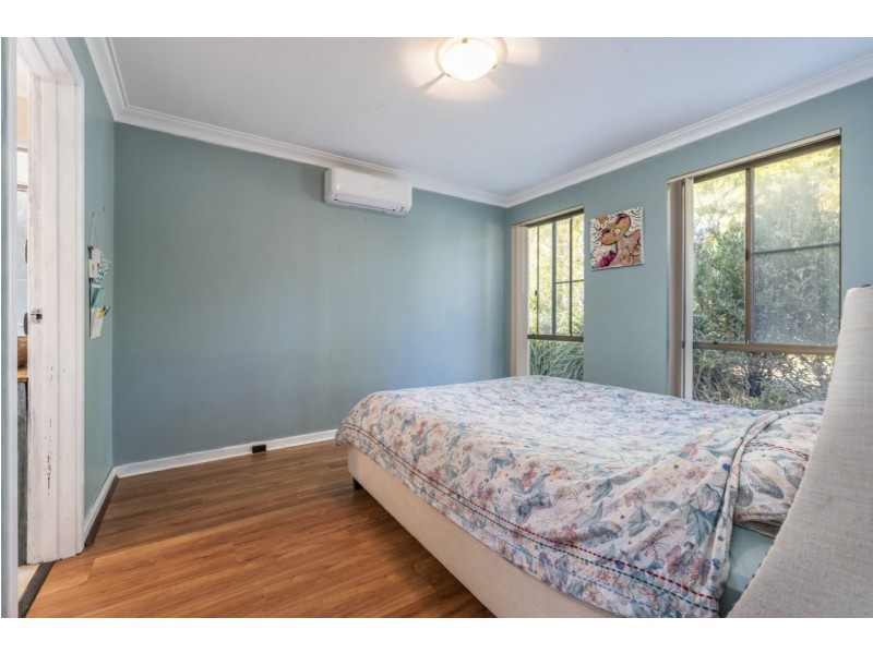 14 McLeish Place, Thornlie WA 6108