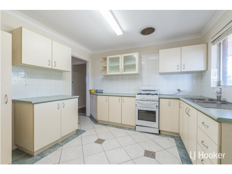 33 Harpenden Street, Huntingdale WA 6110