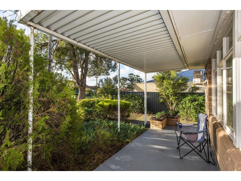 12 Earls Court, Thornlie WA 6108