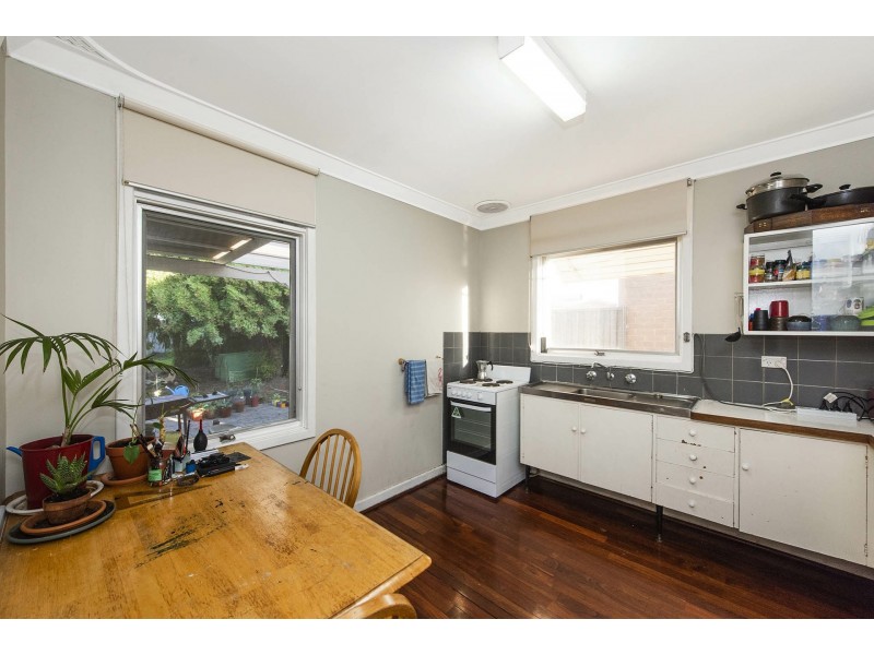 12 Earls Court, Thornlie WA 6108