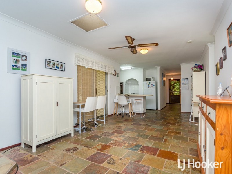 33 Greenough Way, Gosnells WA 6110