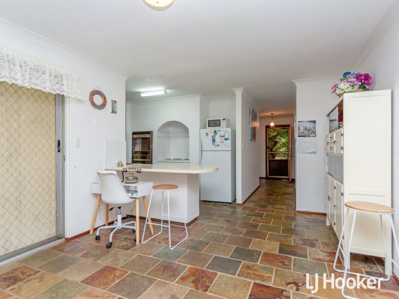 33 Greenough Way, Gosnells WA 6110