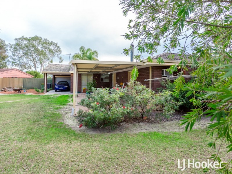 33 Greenough Way, Gosnells WA 6110