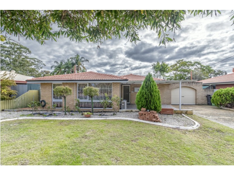 7 Essington Street, Huntingdale WA 6110