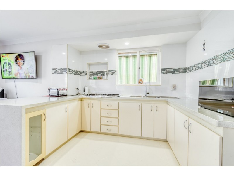 7 Essington Street, Huntingdale WA 6110