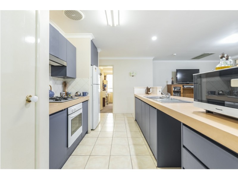 126 Blair Road, Oakford WA 6121