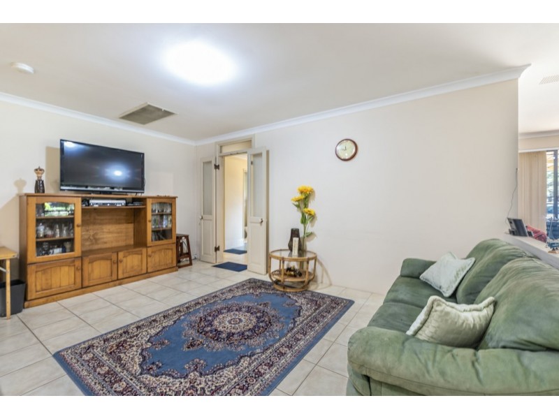 126 Blair Road, Oakford WA 6121