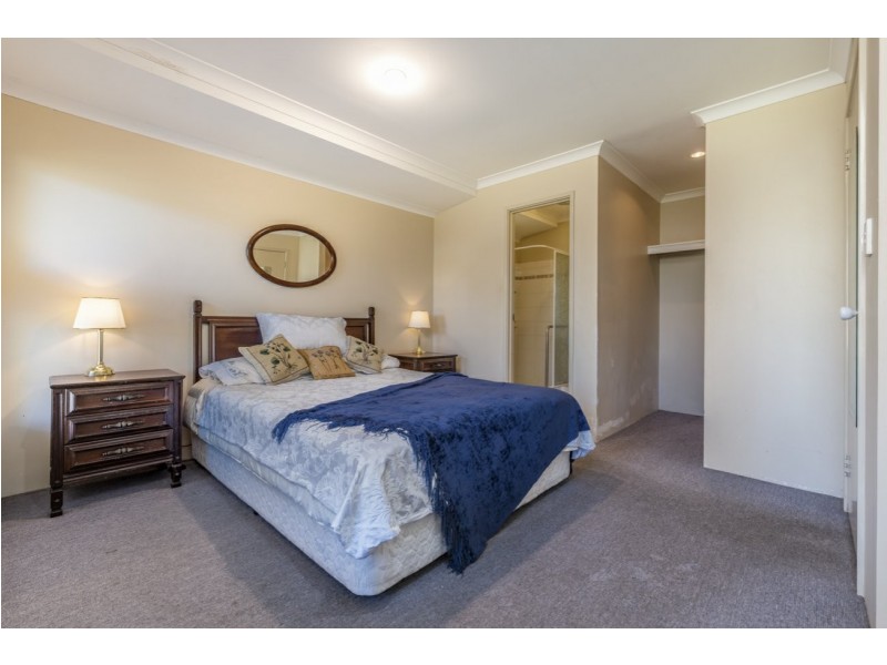 126 Blair Road, Oakford WA 6121