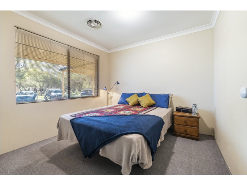 126 Blair Road, Oakford WA 6121