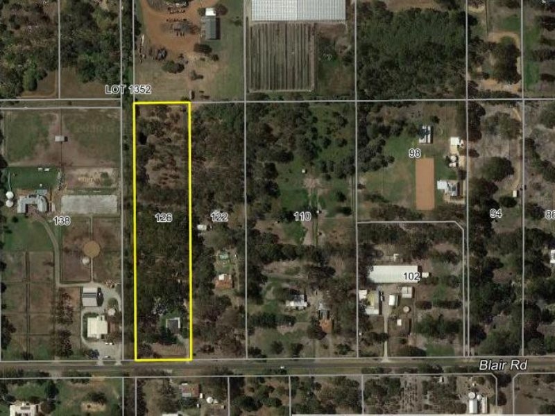 126 Blair Road, Oakford WA 6121