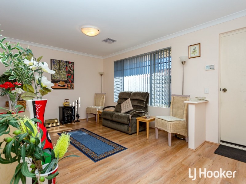 4/6 Heron Place, Maddington WA 6109