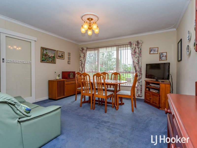 50 Edinbridge Road, Kenwick WA 6107