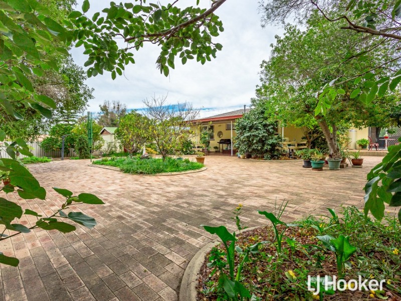 50 Edinbridge Road, Kenwick WA 6107