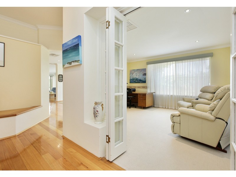22 Bremner Circle, Canning Vale WA 6155