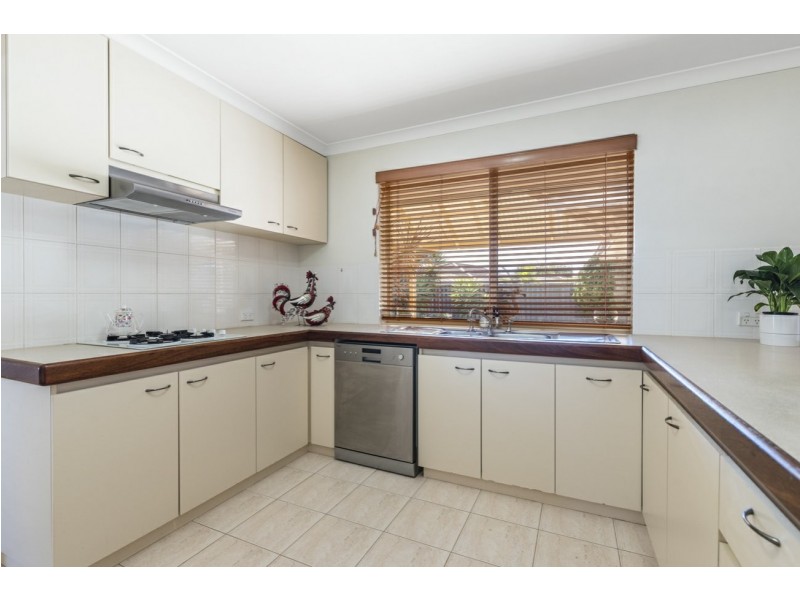 17 Prichard Place, Canning Vale WA 6155