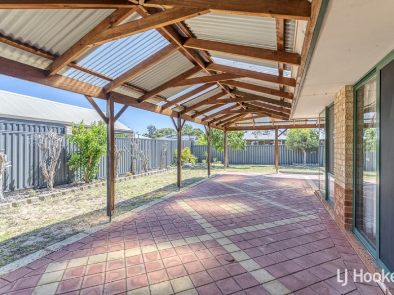 6 Bellata Place, Kenwick WA 6107