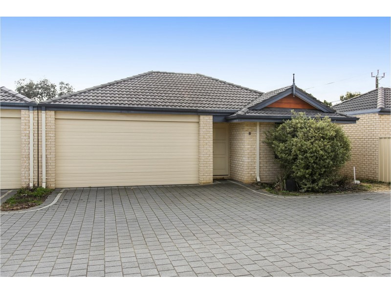 8/64 Sixth Road, Armadale WA 6112