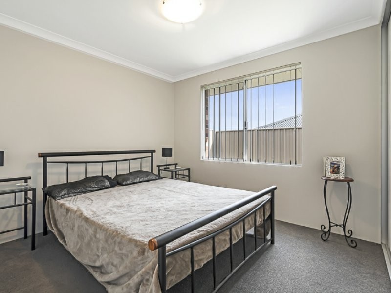 7 Savoy Place, Thornlie WA 6108