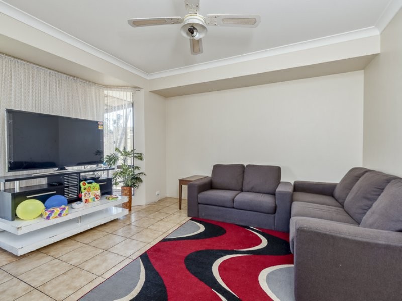 59 Constantine Court, Thornlie WA 6108