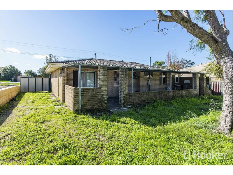 129 Crandon Street, Gosnells WA 6110
