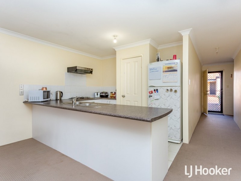 11/9 Clara Street, Gosnells WA 6110