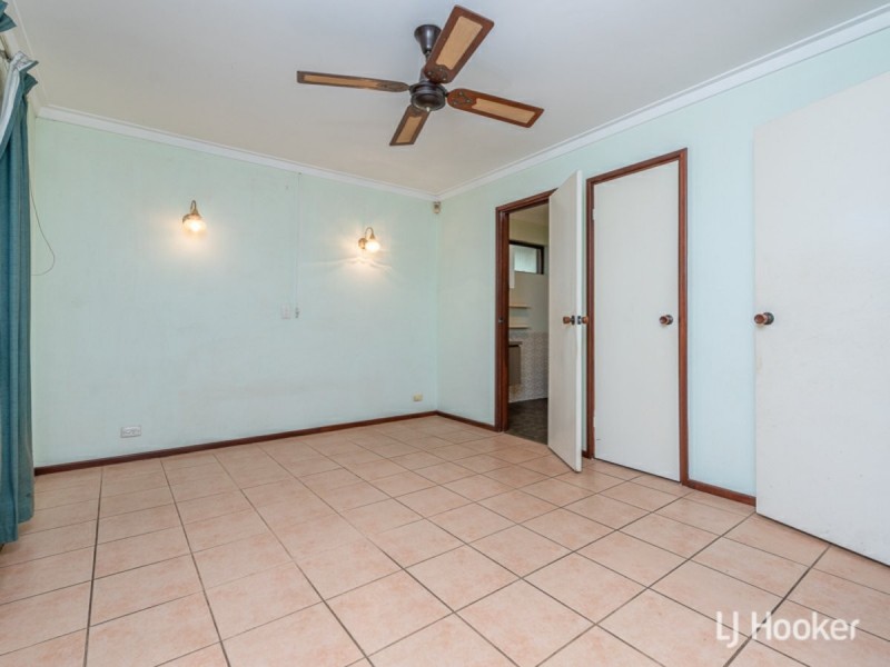 3 Patfield Place, Kelmscott WA 6111