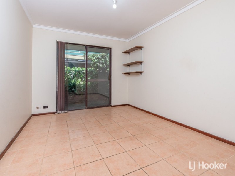 3 Patfield Place, Kelmscott WA 6111