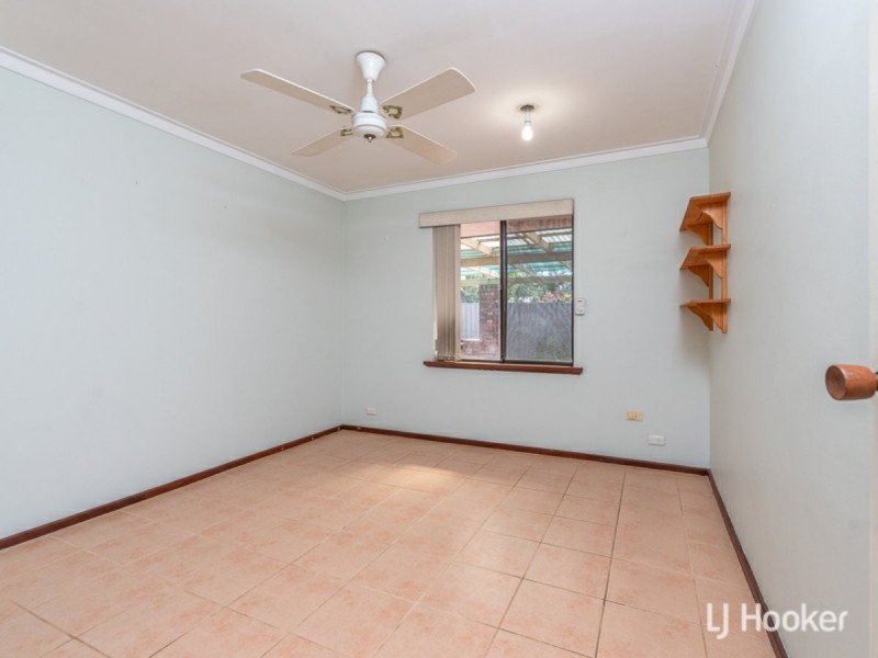 3 Patfield Place, Kelmscott WA 6111