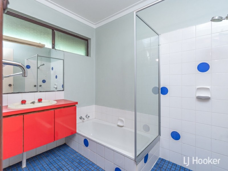 3 Patfield Place, Kelmscott WA 6111