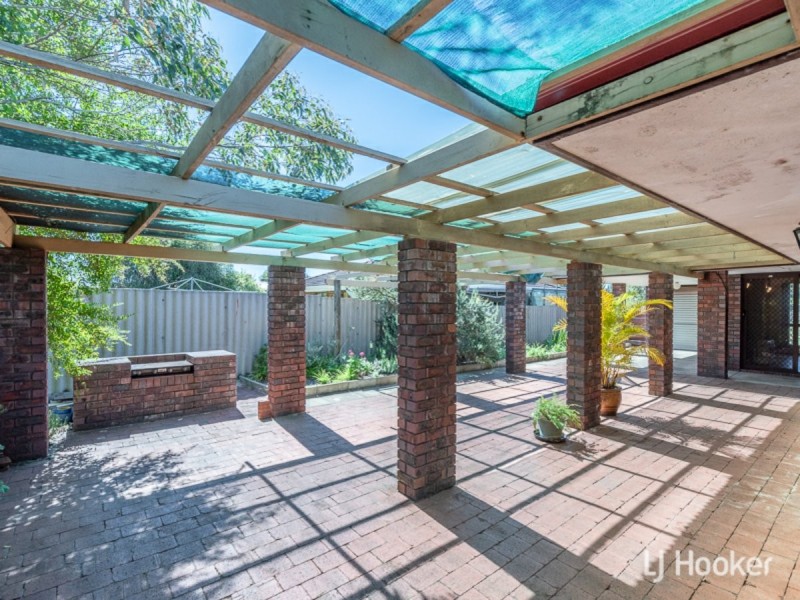 3 Patfield Place, Kelmscott WA 6111