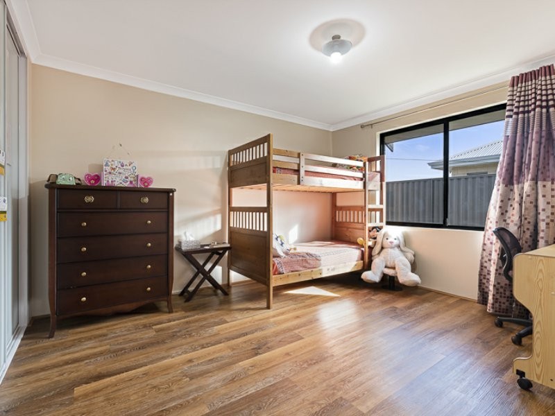 26 Limestone Rise, Piara Waters WA 6112