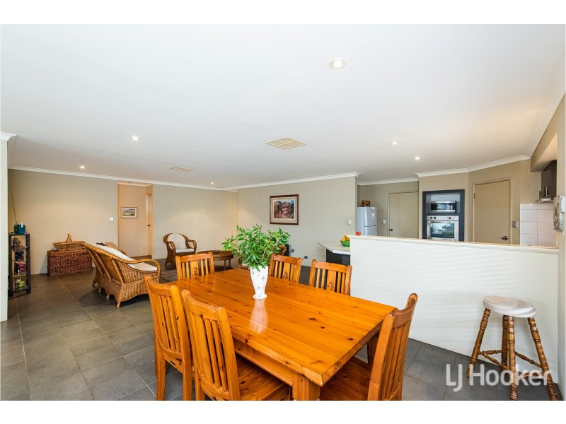 137 Bindoon Loop, Huntingdale WA 6110