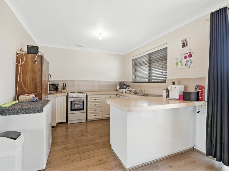 40 Blenny Close, Cannington WA 6107