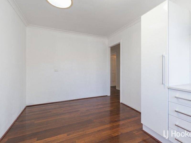 5 Drayton Court, Kelmscott WA 6111